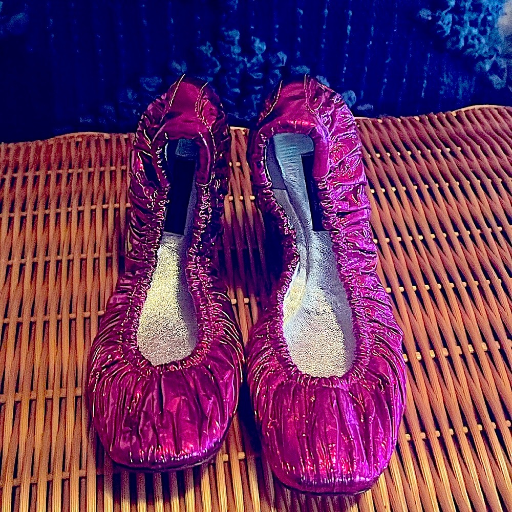 Dolce & Gabbana Pink Laminated Leather Ballet Flats